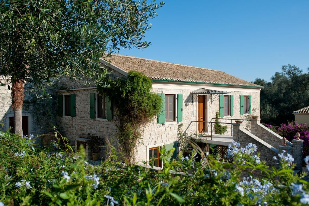 Kiparissi Villa Kourtaiika Exterior photo